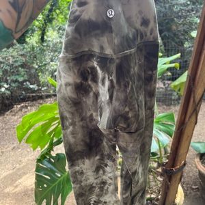 Lululemon Align crop leggings, 21”